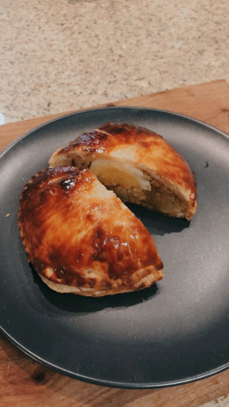 EEC9E894-6A97-444B-B53F-B69D2027C8F9